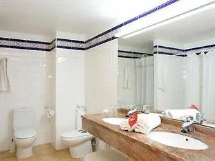 Apartamentos Edificio Puerto location